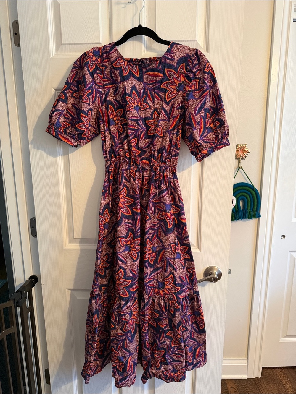 Evereve Purple Floral Puff-Sleeve Midi Dress with Orange Accents